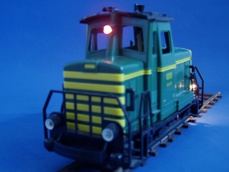 Faller e-Train Diesellok beleuchtet