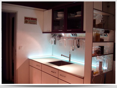Küche Glasarbeitsplatte mit LED Spüle